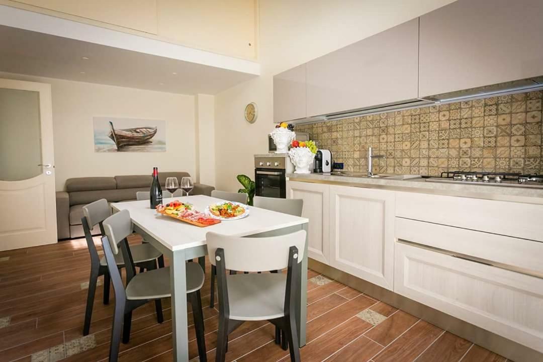 Le Suite Del Corso Cefalù Zewnętrze zdjęcie
